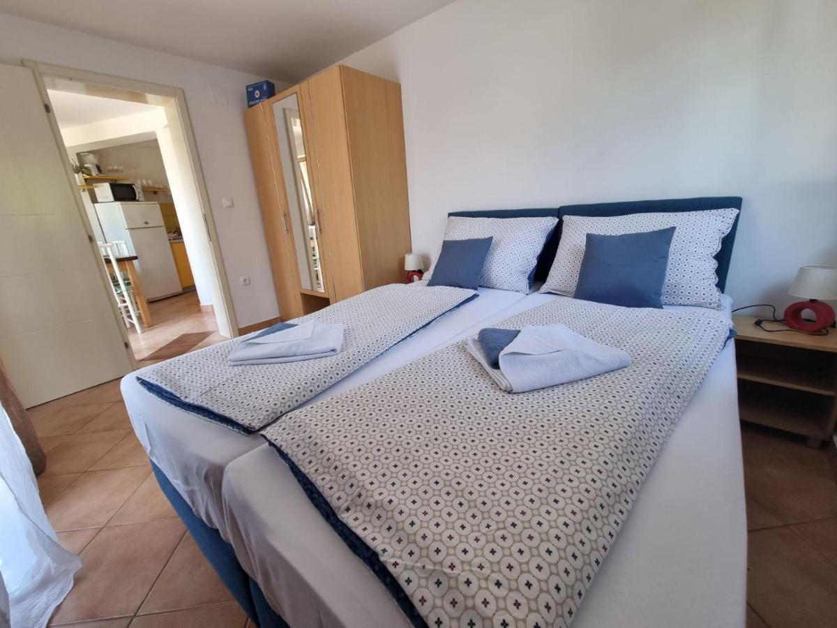 Apartments Casia Baška Esterno foto